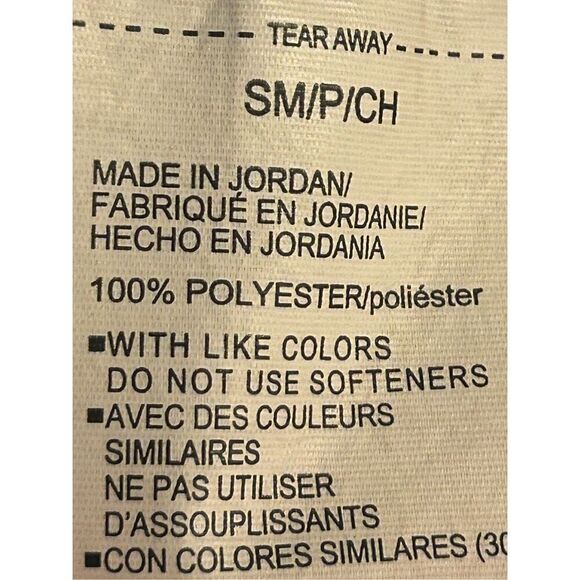 Under Armour Heat Gear Loose Fit Long Sleeve Top size Small gray (4157) - Picture 5 of 5